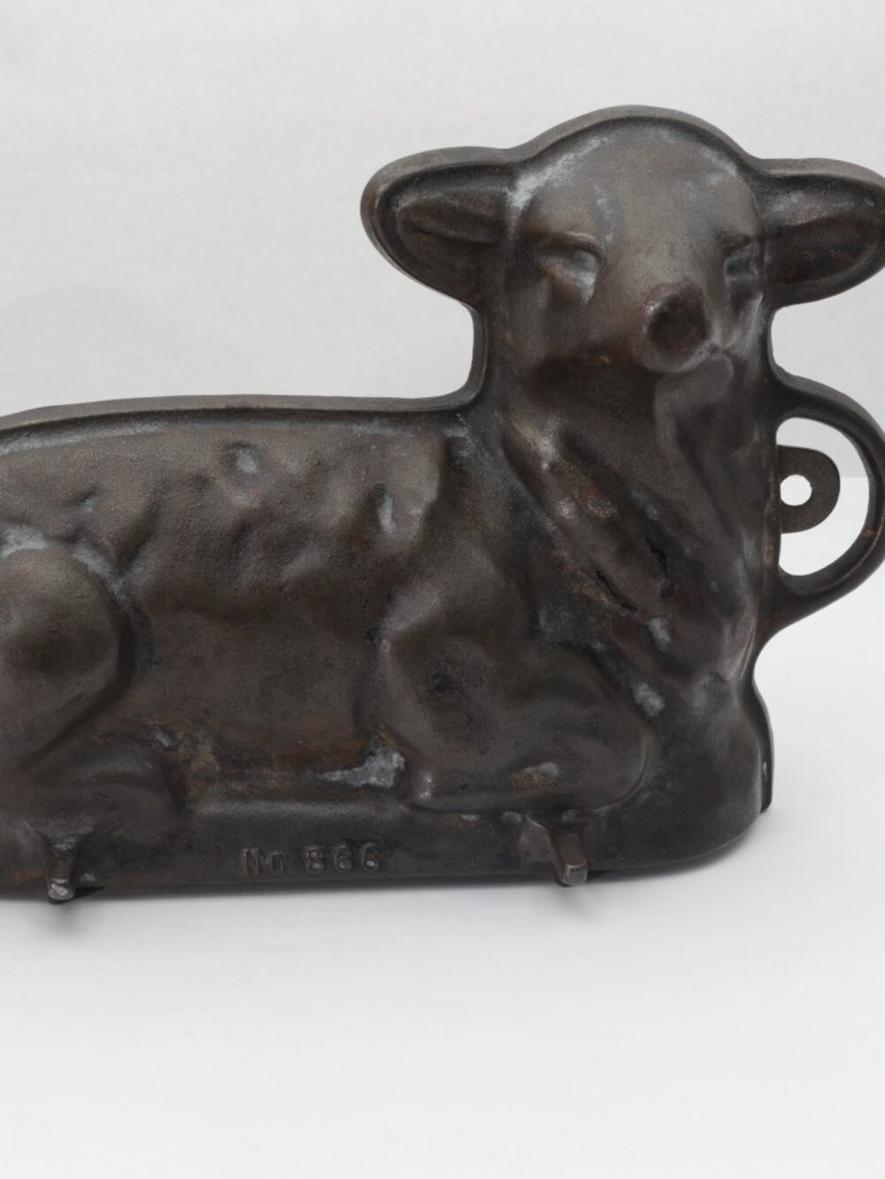 Vintage Griswold Cast Iron Lamb Cake Mold No. 866 - 2 Piece Easter Sheep Mold